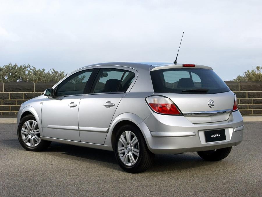  Holden Astra 1.9 CDTi 2006 года  (фото 11 из 36)